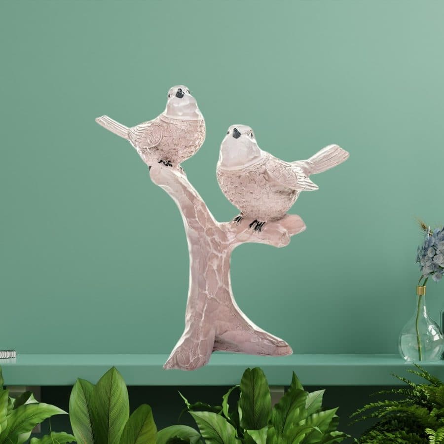 2 Chidaiya On Branch