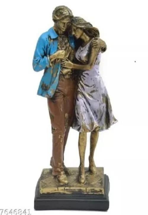 Big Standing Couple 3