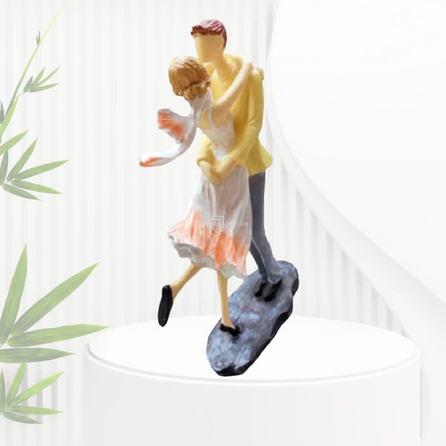 Dancing Couple 4