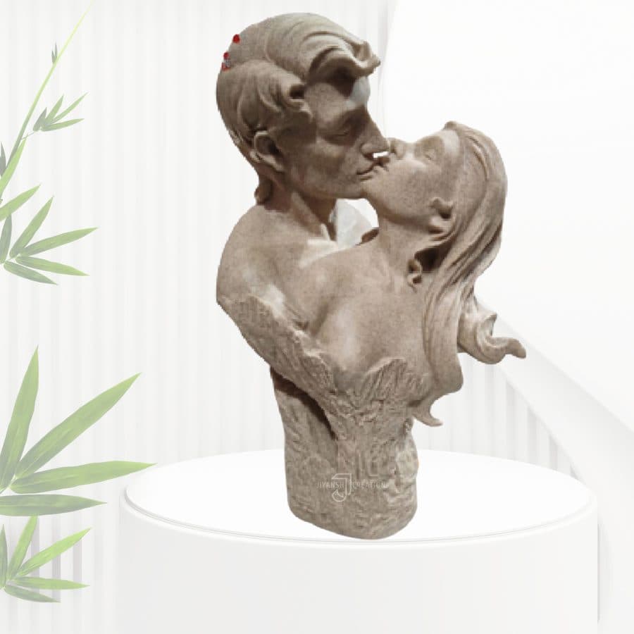 Kissing Couple 3
