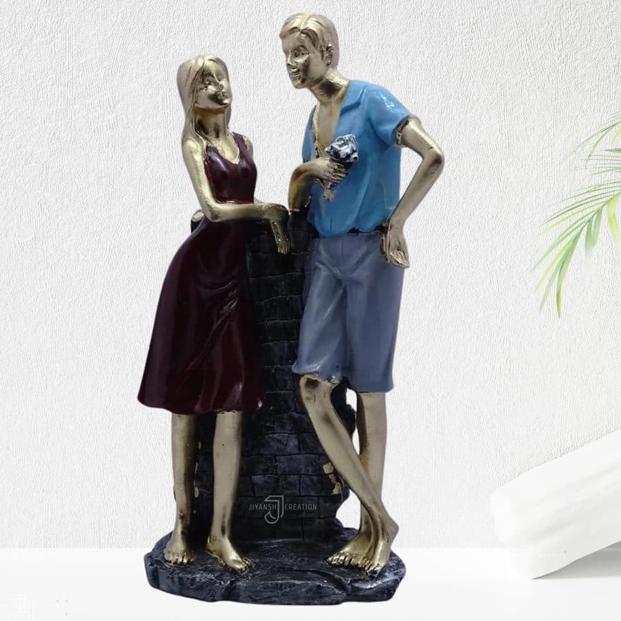 Wall Couple 1